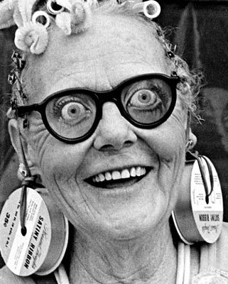 simplify holidays, crazy busy, holiday frenzy solutions, 