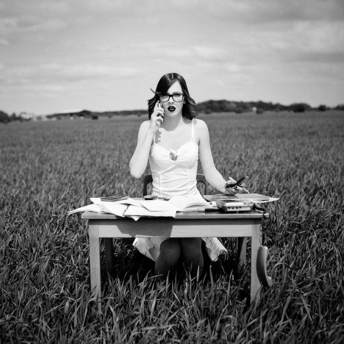 multitasking, busy, mindfulness, I.Q., cell phone, distraction, 