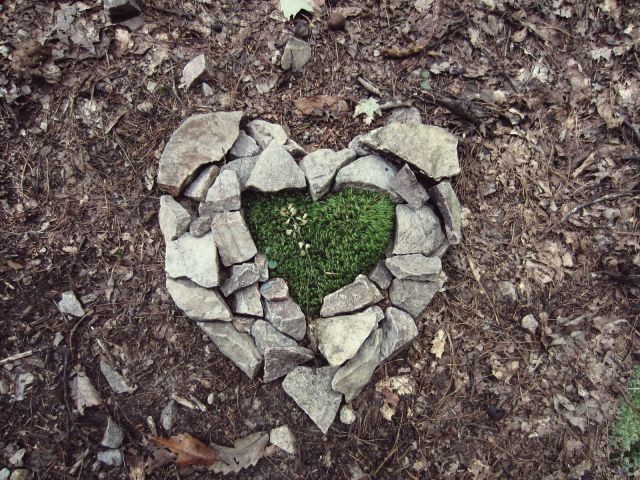 Heart made while hiking. (Image by Sam Weldon)